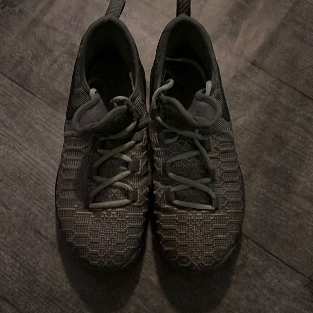 Nike sneakers youth boys